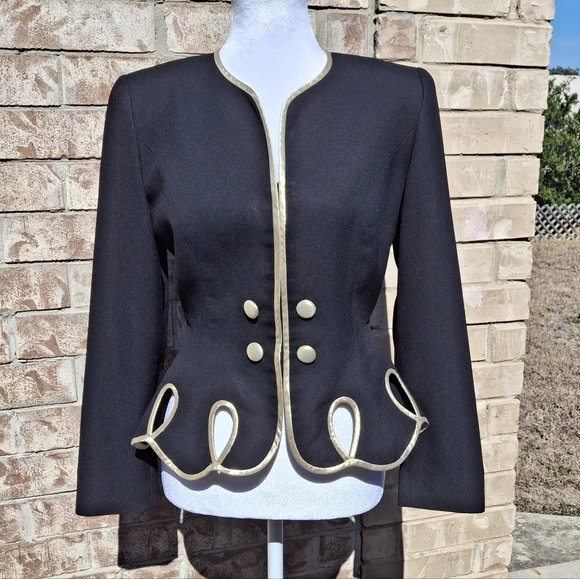 Vintage Rimini Black with Gold Trim Long Sleeve Blazer   Women Size 4 - Picture 6 of 16